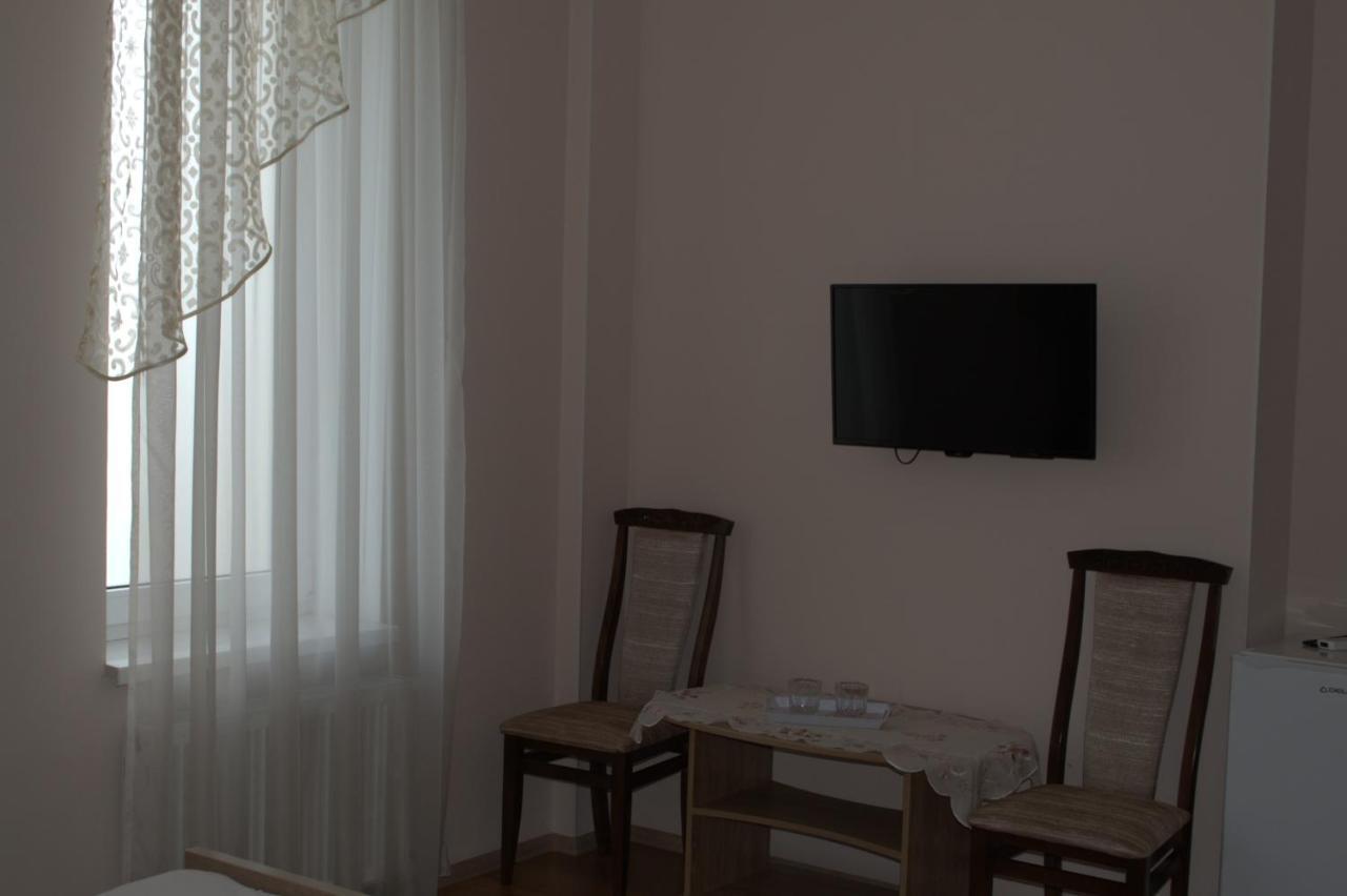 Guest House 12 Mesyatsev Csornomorszk Kültér fotó